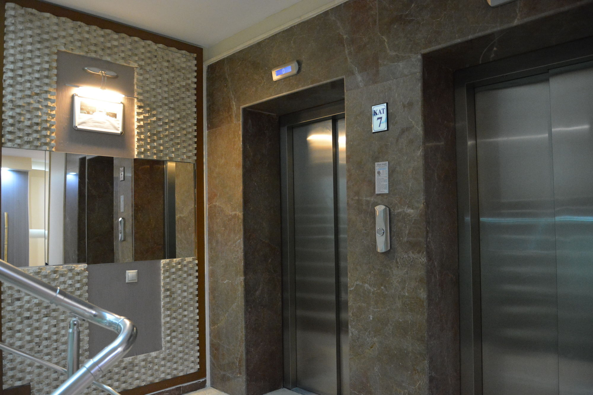 Hangover Central Hotel Eskişehir Luaran gambar